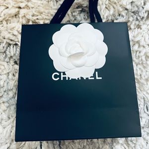 Chanel shopping bag